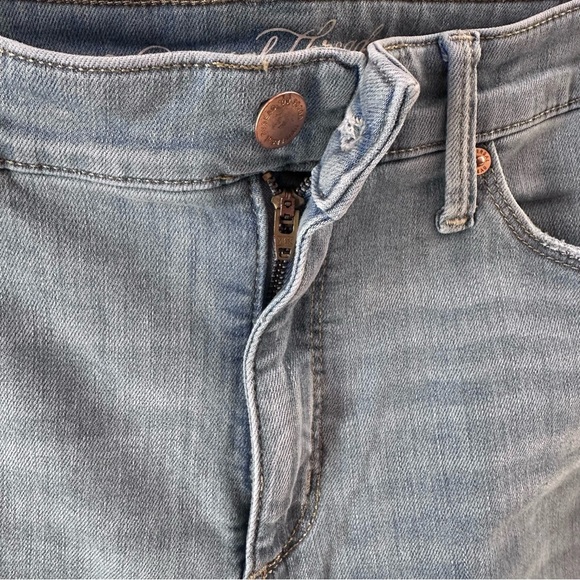 Universal Thread High Rise Skinny Jeans - Picture 9 of 10